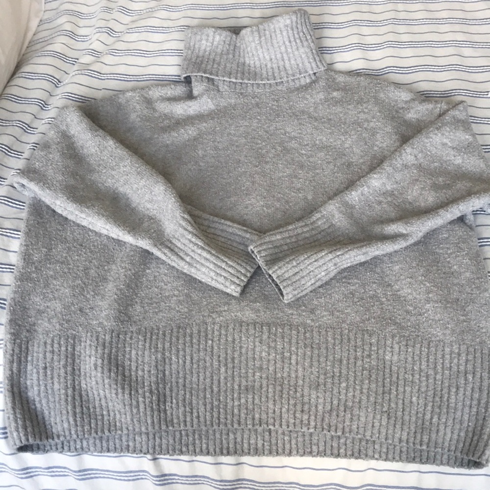 Gray sweater